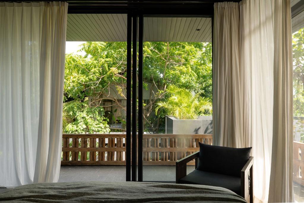 Idlewild Villa detail